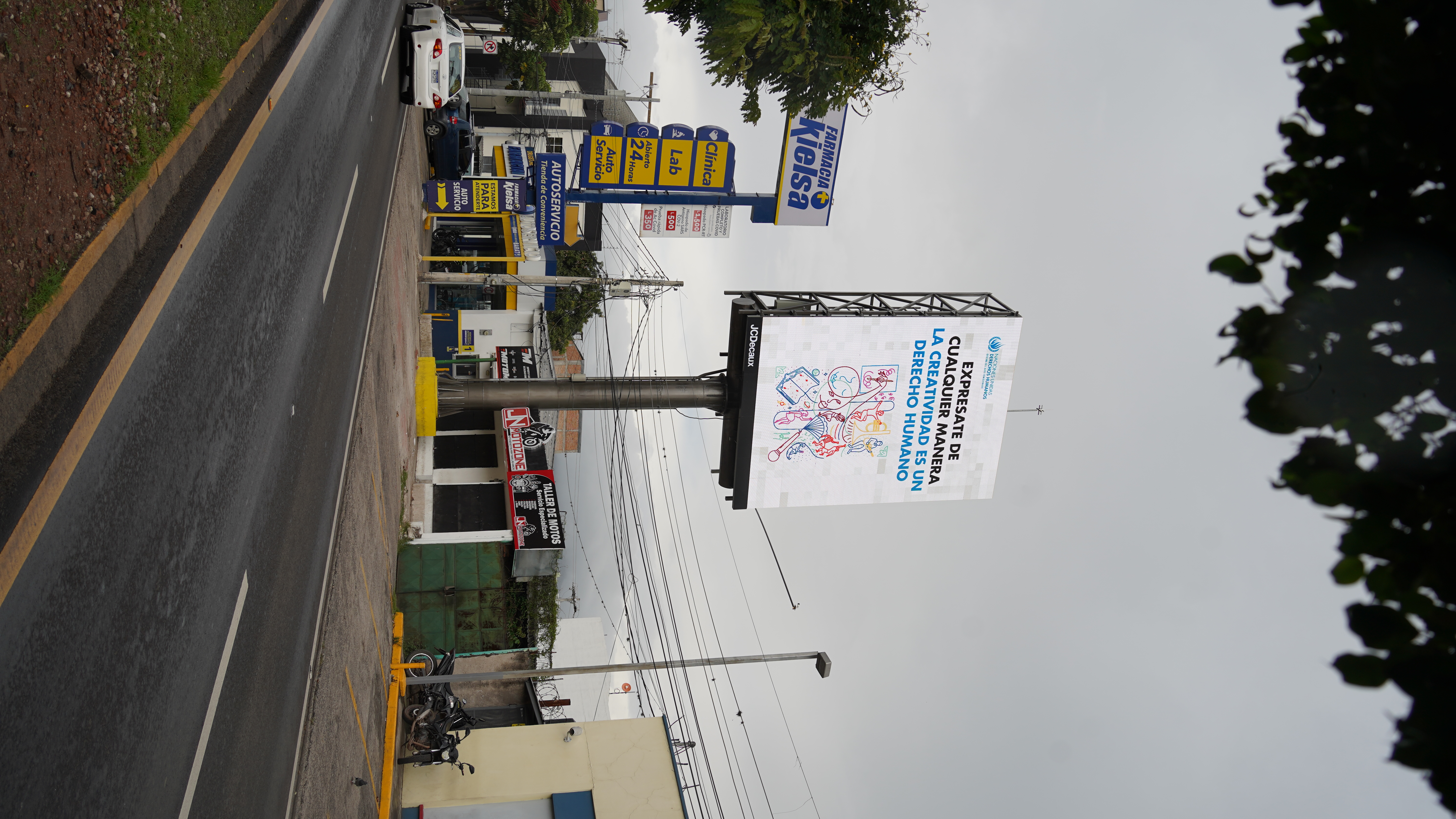 Campaña Lo Esencial de Cada Día